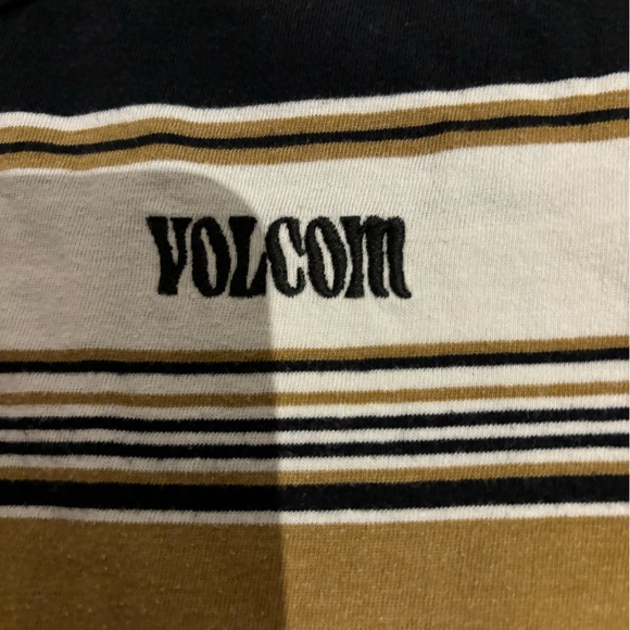 Volcom Shirt - Picture 3 of 4